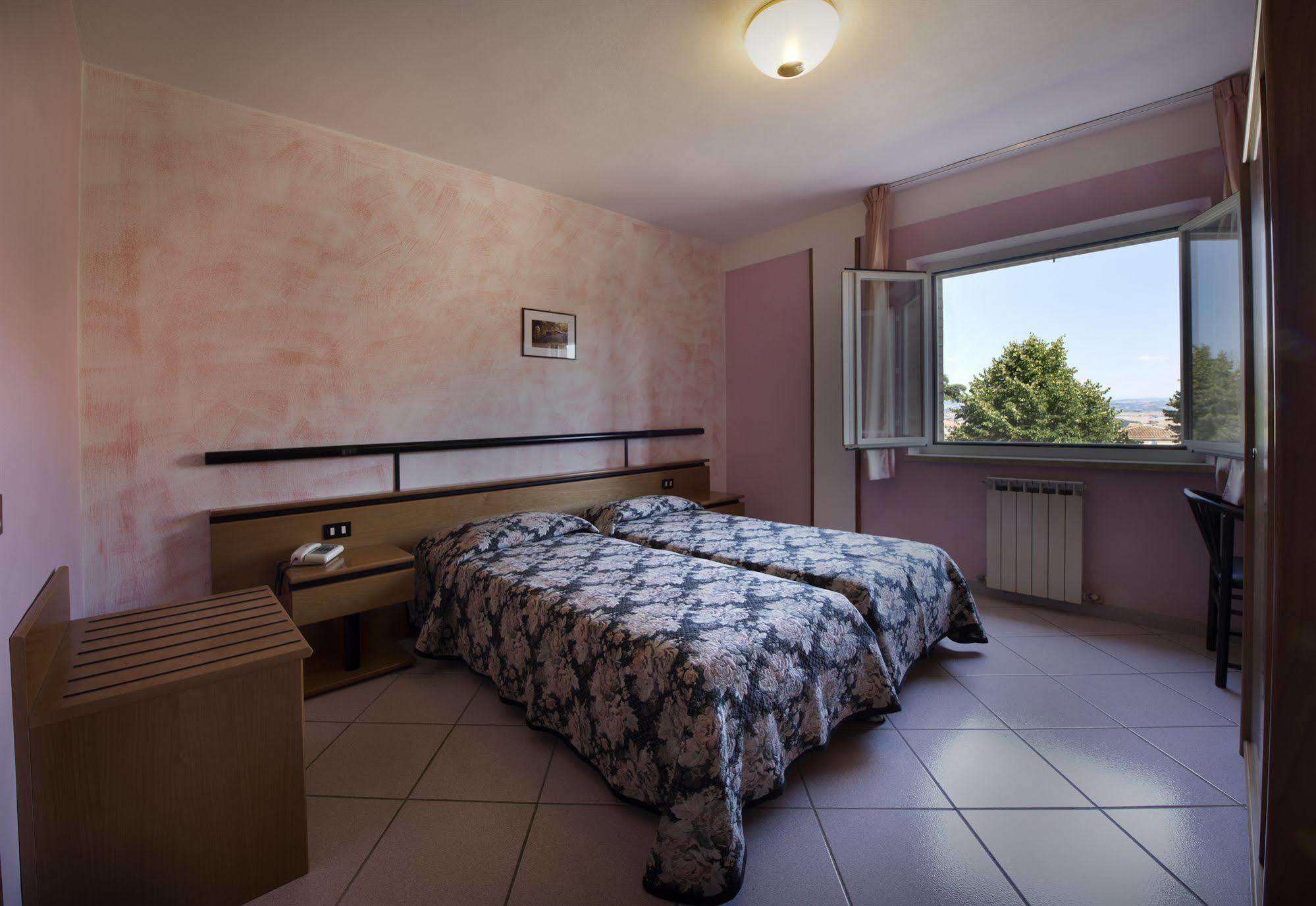 Albergo Di Мурло Экстерьер фото